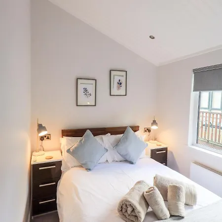 Lakeshore Holiday home Windermere